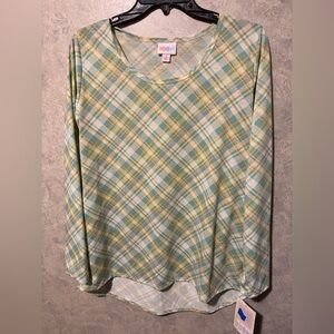 Lularoe NWT Lynnae Long Sleeve Shirt Plaid S